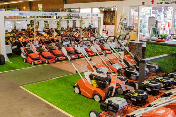 Moderne Motorgeräte für den Garten