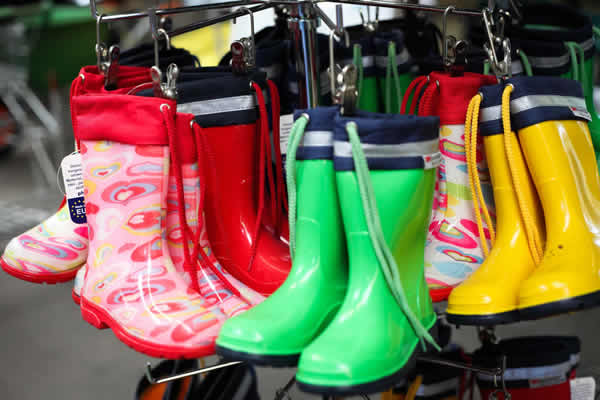 Gummistiefel und Clogs für die Gartenarbeit